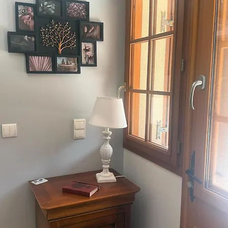 Le Hameau De Milyann La Moucharde 11 People Hébergement de vacances Saint-Pierre-du-Bosguerard